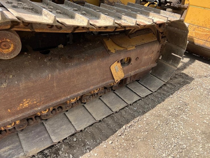 2012-caterpillar-d5k2-lgp-image-17