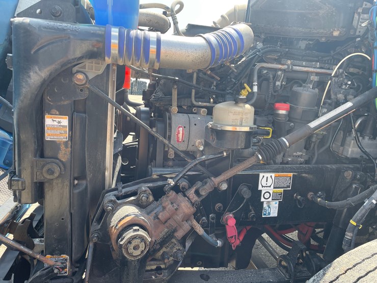2020-kenworth-t680-image-29