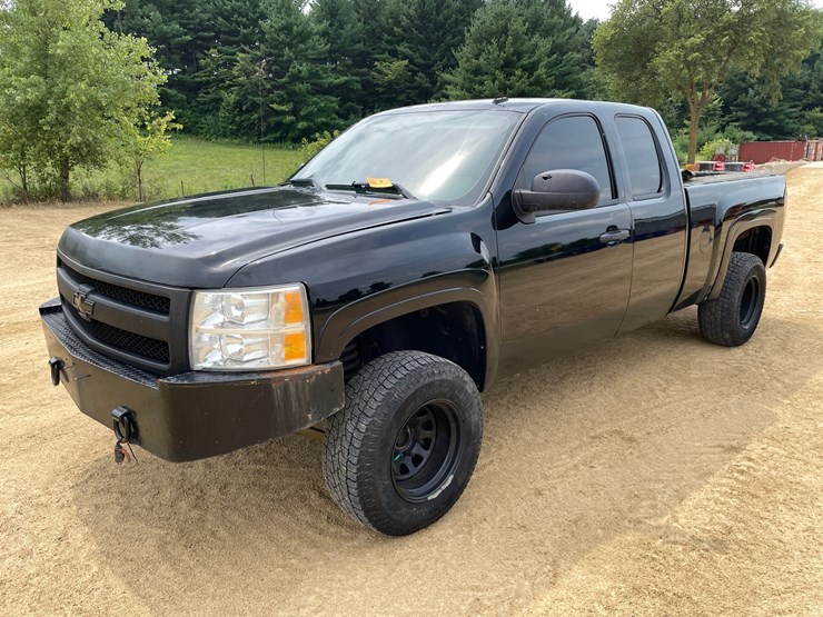 2008-chevrolet-silverado-1500-image-1
