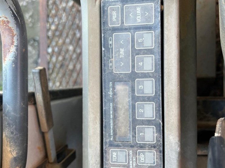 hitachi-ex200-image-24