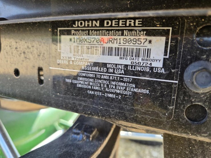 john-deere-x570-image-18