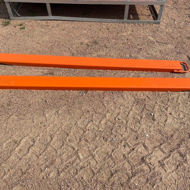 #14670 • 2026 Wolverine 82" Pallet Fork Extensions (Mosinee, WI)