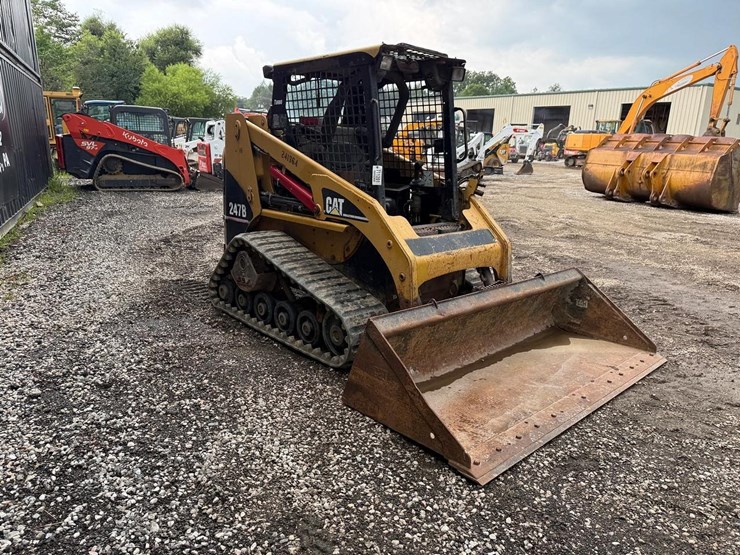 2004-caterpillar-247b-image-6
