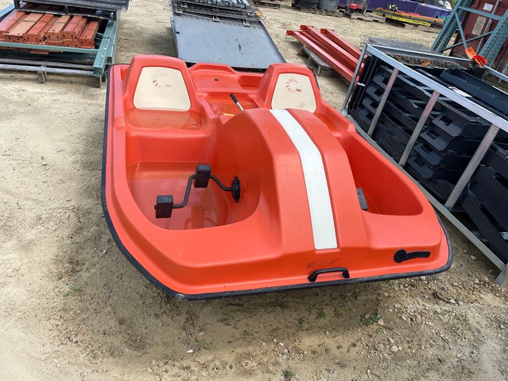 #3583-•-contour-paddle-boat-image-2