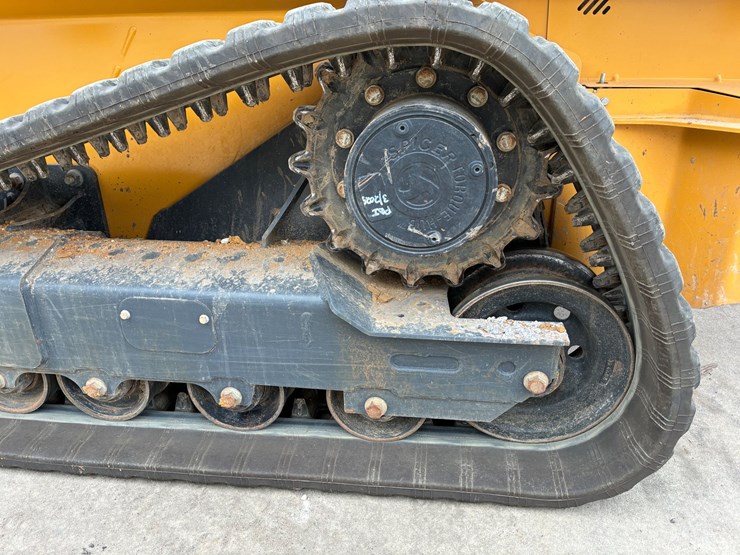 2025-deere-325g-image-7