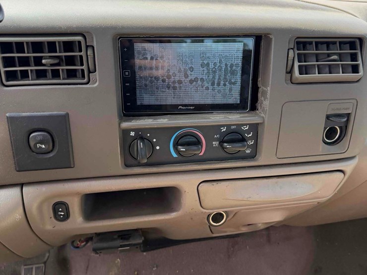 2003-ford-f250-image-15