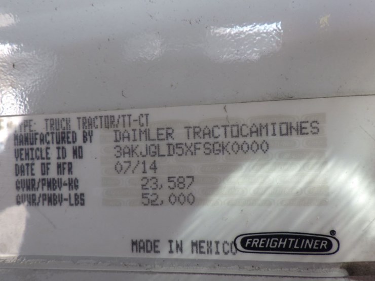 2015-freightliner-cascadia-125-image-20