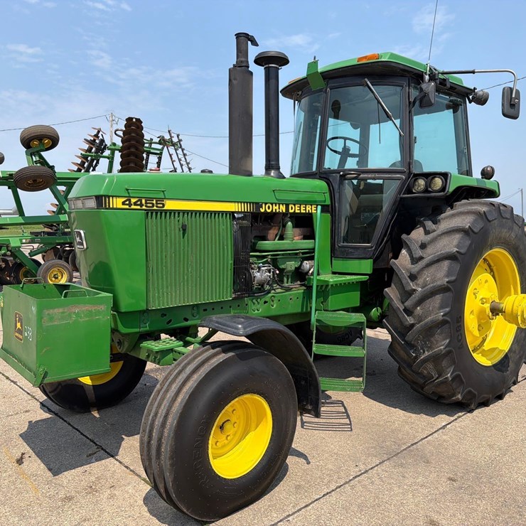 JOHN DEERE 4450