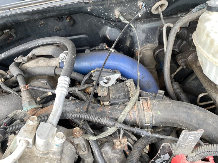 2003-chevrolet-silverado-2500hd-image-110