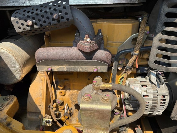 2008-caterpillar-303c-cr-image-15