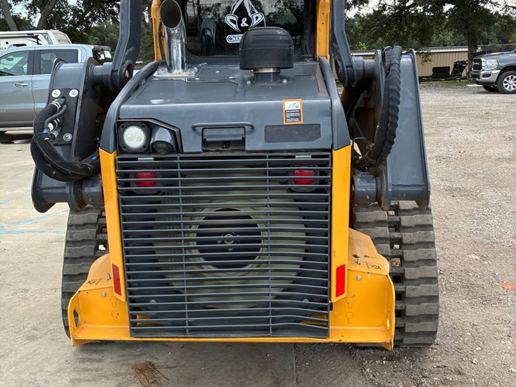 2025-deere-325g-image-2