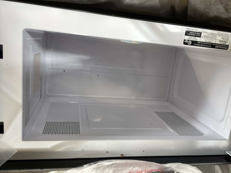 #5750-•-microwave-oven-image-5