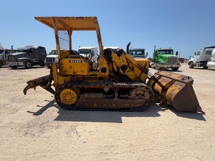 deere-450ba-image-4
