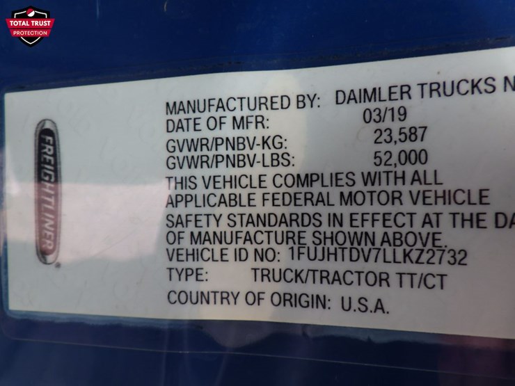 2020-freightliner-cascadia-116-image-16