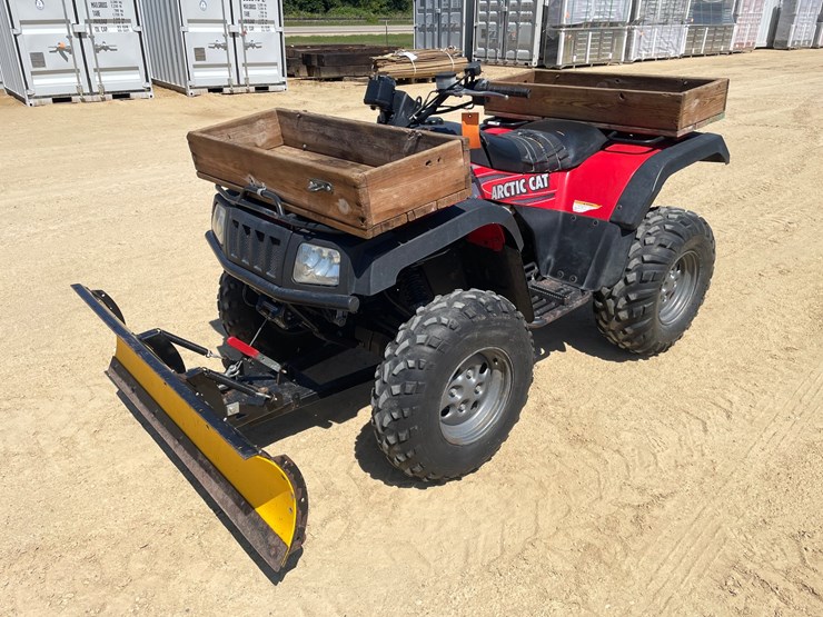 #1226-•-2003-arctic-cat-atv-with-winch-and-plow-(sells-with-bill-of-sale-only)-image-1