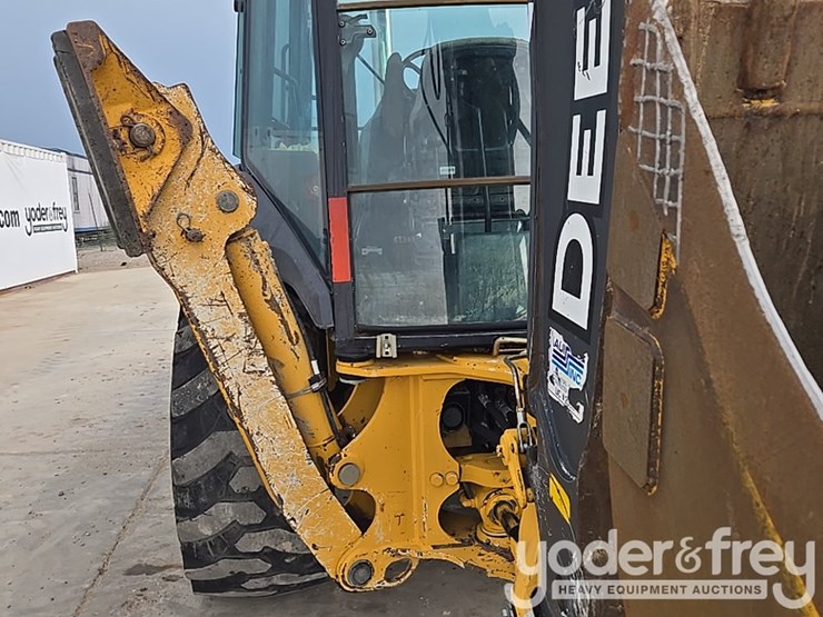 2014-deere-310sk-image-32