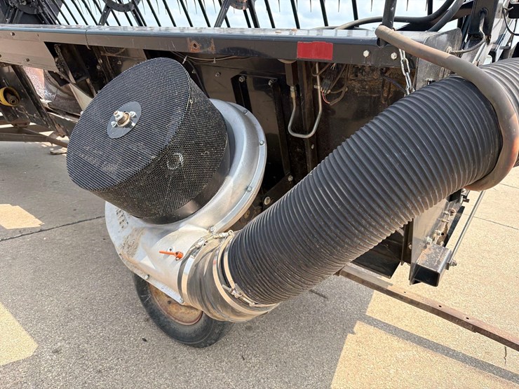 agco-20ft-air-reel-bean-head-w/-cart-image-15