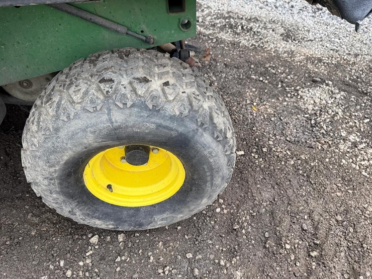 2014-john-deere-gator-tx-image-13