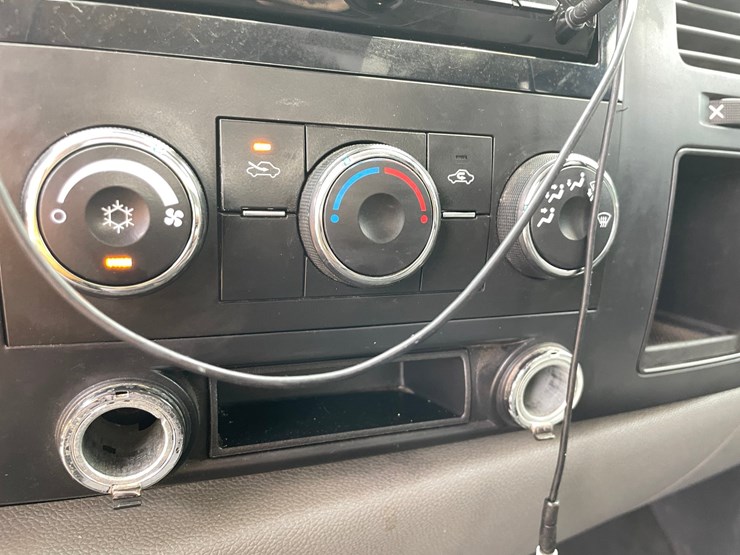 2008-chevrolet-silverado-1500-image-68