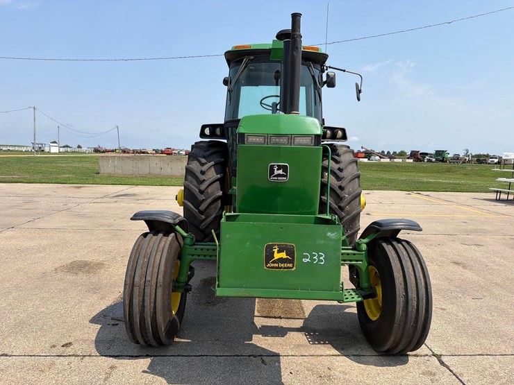 john-deere-4450-image-2