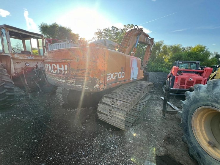 hitachi-ex200-image-29