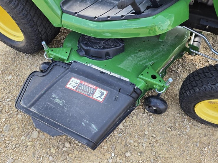 john-deere-x570-image-11