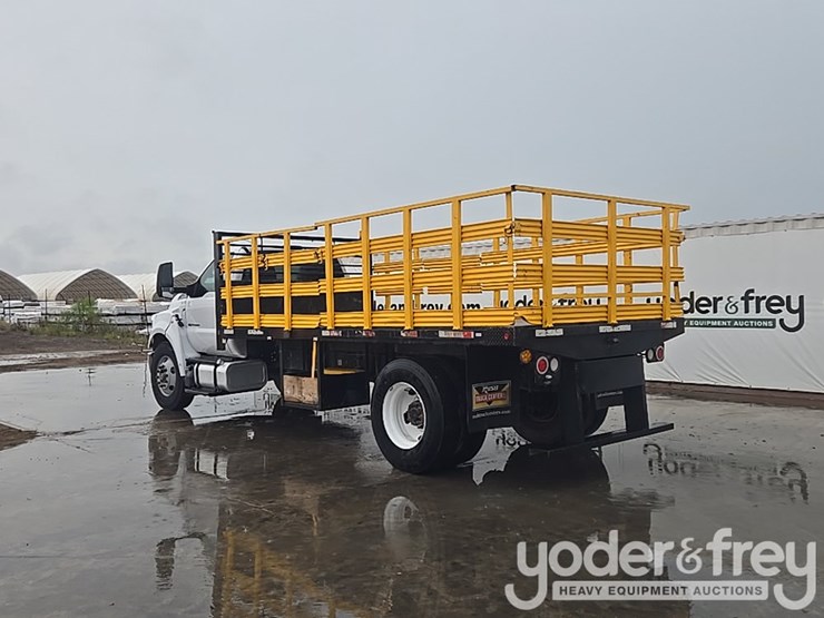 2019-ford-f750-image-3