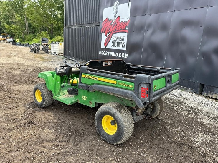 2014-john-deere-gator-tx-image-2