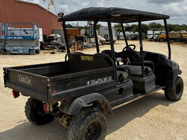 club-car-carryall-1700-image-4