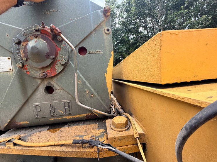 #24150-•-1992-p&h-mobile-35-ton-crane-image-75