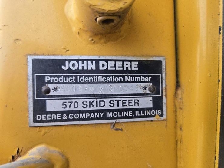 john-deere-570-image-15