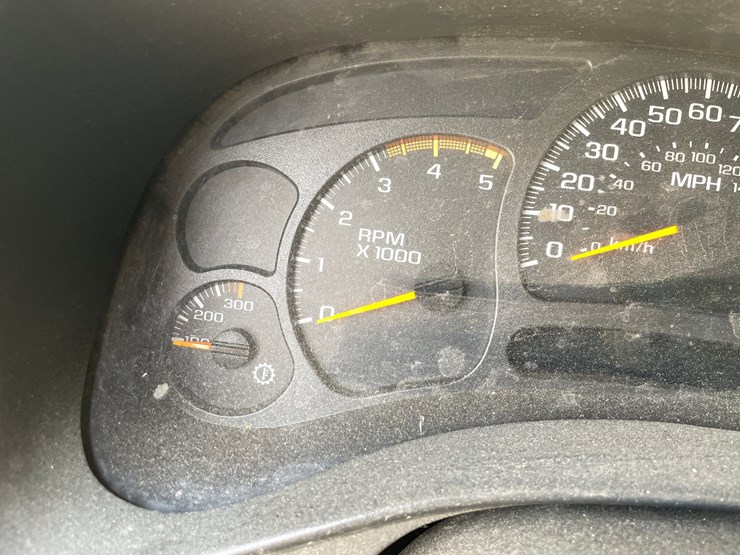2003-chevrolet-silverado-2500hd-image-61