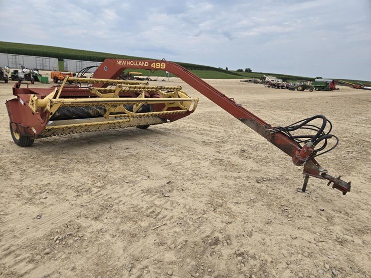 new-holland-499-image-1