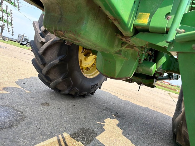 john-deere-4450-image-32