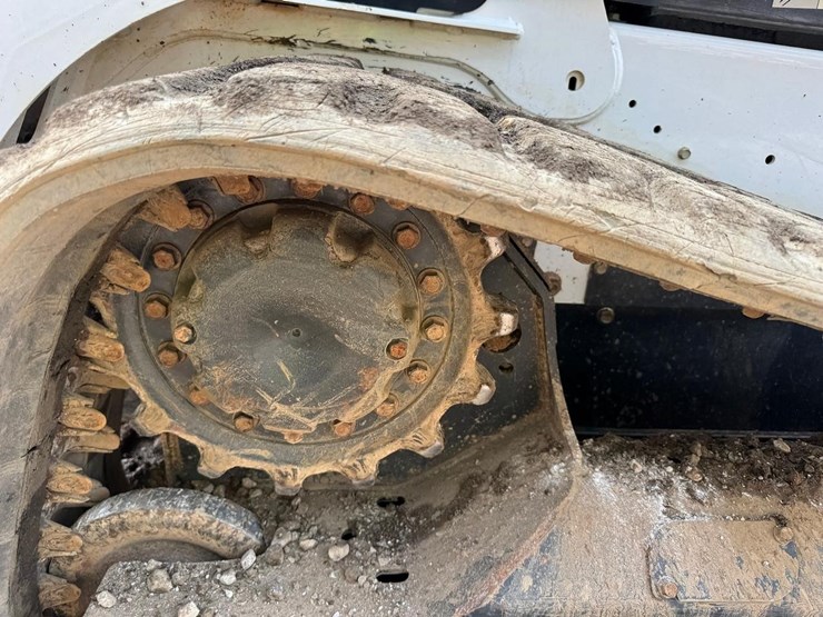 2023-bobcat-t650-image-19