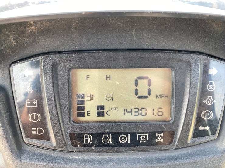 kubota-rtvx1140-image-14