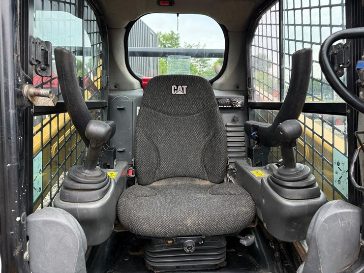 2019-caterpillar-259d-image-20