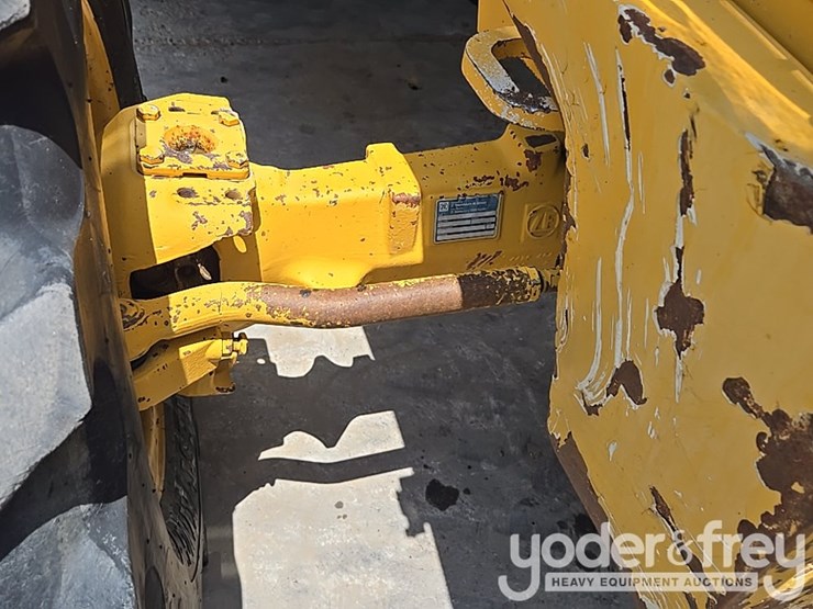2012-deere-310sk-image-26