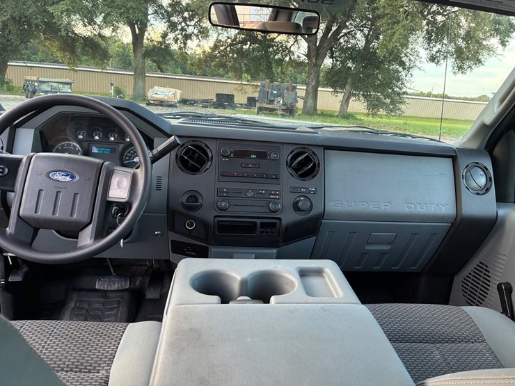2010-ford-f250-image-10