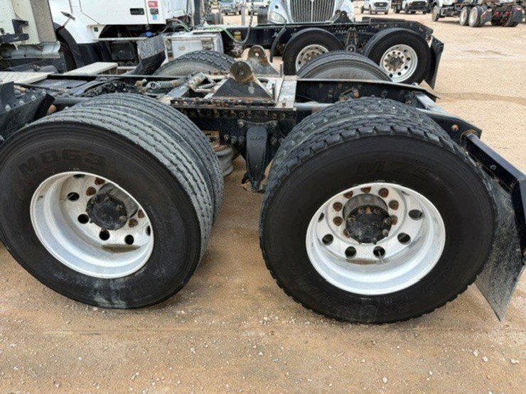 2018-freightliner-cascadia-image-7