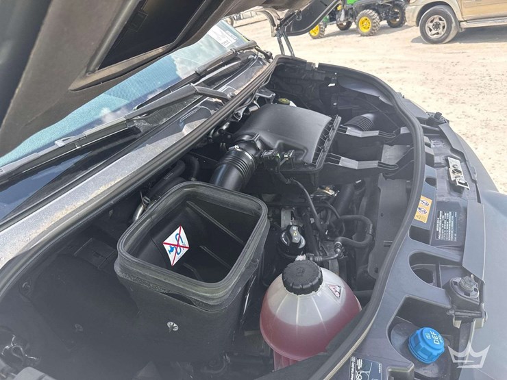 2021-mercedes-benz-sprinter-4500-image-7