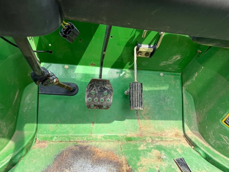 2014-john-deere-gator-tx-image-19
