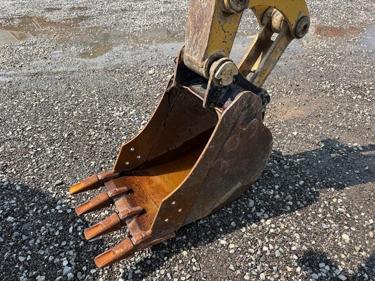 2008-caterpillar-305c-cr-image-7