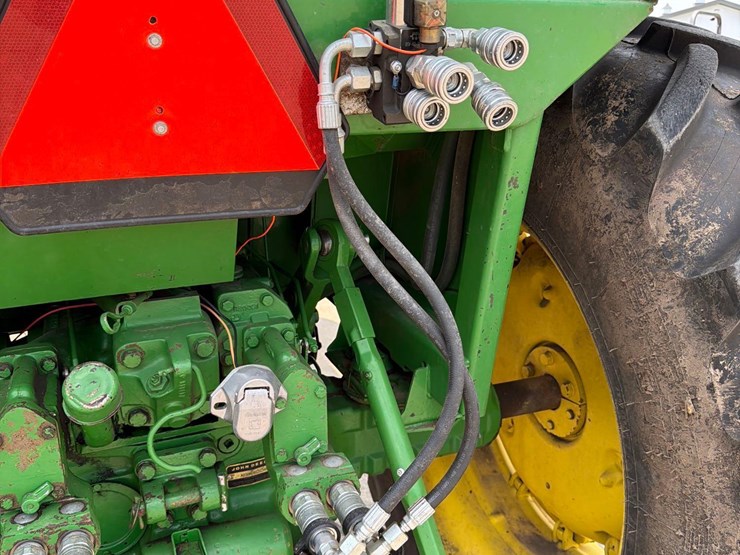 john-deere-4030-image-22