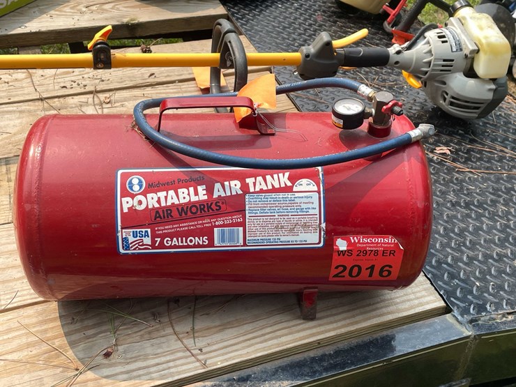 #5724-•-portable-air-tank-image-2