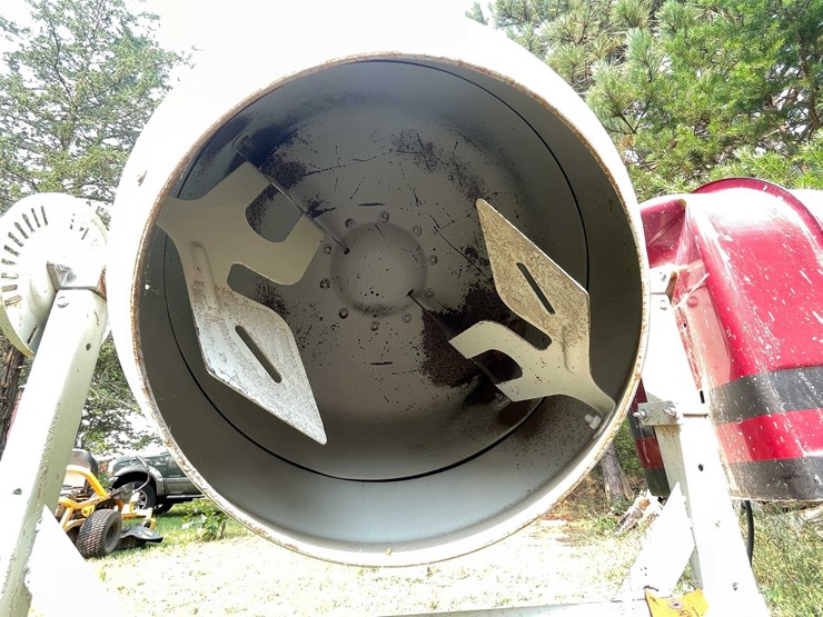 #5730-•-tool-shop-cement-mixer-image-11