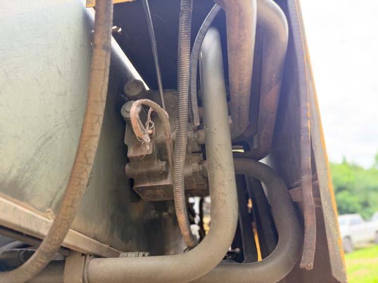 #24150-•-1992-p&h-mobile-35-ton-crane-image-79