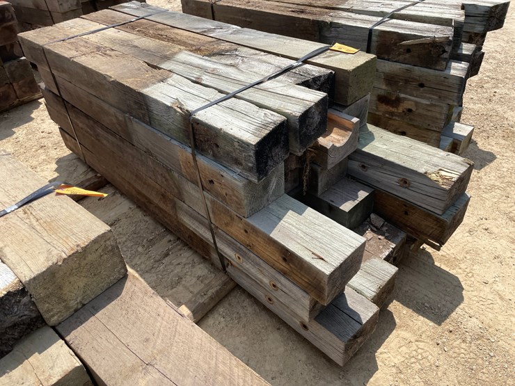 #3598-•-bundle-of-used-guard-rail-posts-image-4