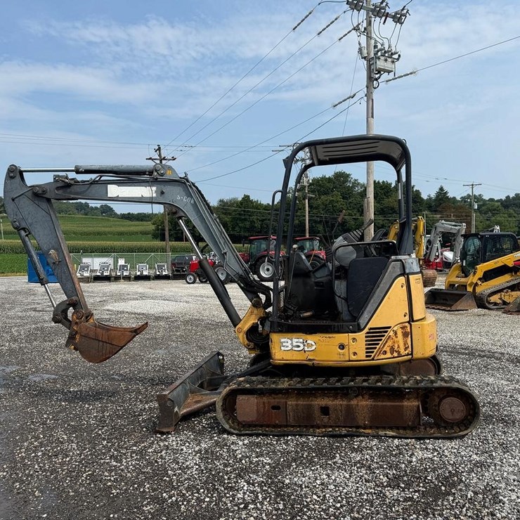 DEERE 35D