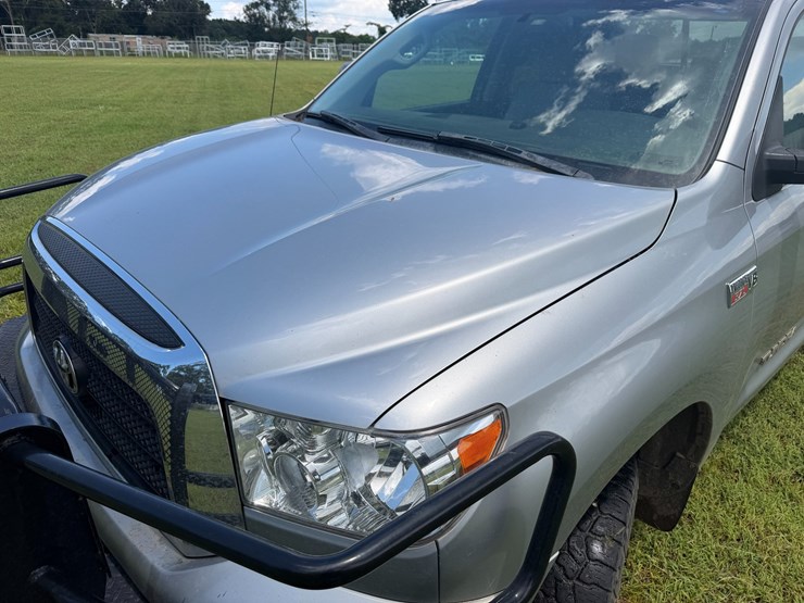 2008-toyota-tundra-image-8